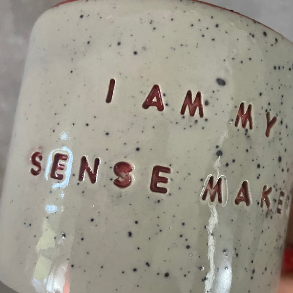Colored mug SENSE MAKER