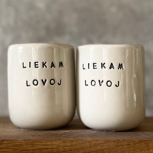 White small mugs without handle "Liekam lovoj'