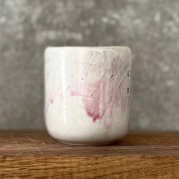 Mažytis nuraudęs puodelis "Kelkis, bučkis"