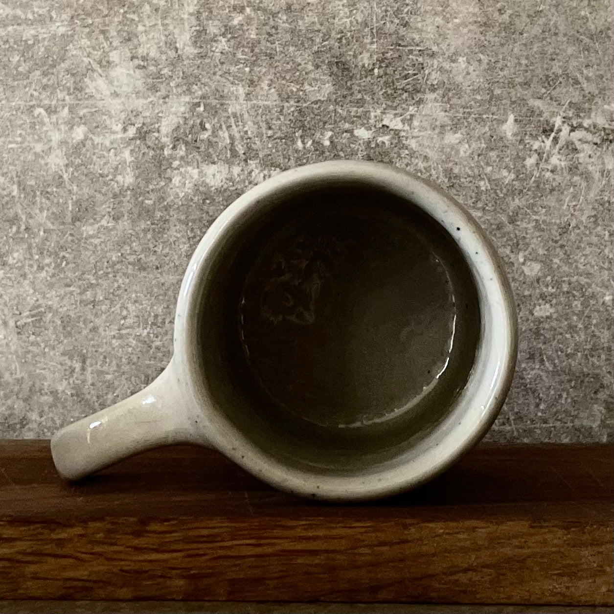 Ceramic mug OFFLINE with cat